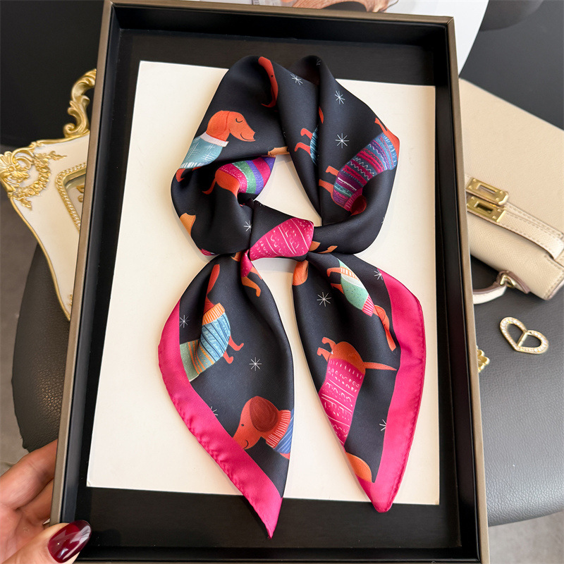 Dog Bandana Scarf - Fashion Wiener Dog Print Bandana Scarf