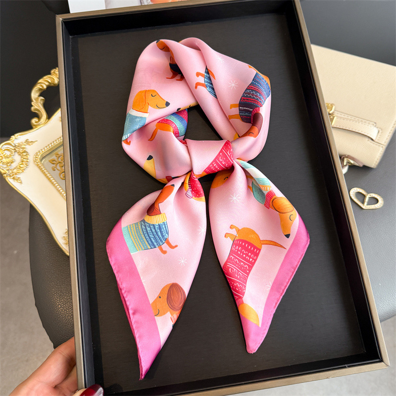 Fashion Wiener Dog Print Banda - Dog Bandana Scarf recension och pris